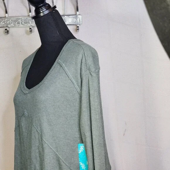 Fringe Studios Green Cotton Poly LS Deep Side Slit High Low Waffle Knit Top Sz M - Picture 8 of 16